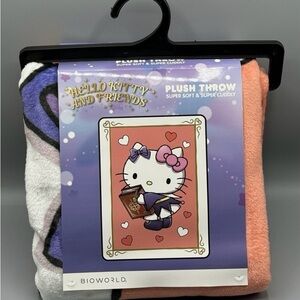 NWT Bioworld Hello Kitty Pink and White Plush Throw
